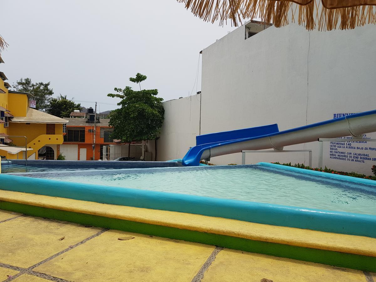 Hotel Bahia Ixtapa  Extérieur photo